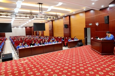 ​ 学习榜样，凝聚力量！银河集团(galaxy)召开陈良杰同志先进事迹报告会