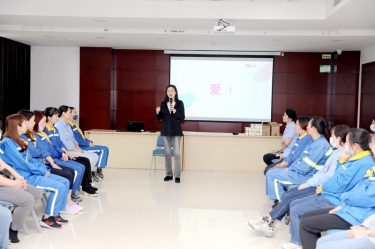 以爱为线，以懂为梁 | 银河集团(galaxy)开展“与青春期孩子的沟通——懂是爱的前提”互动沙龙活动